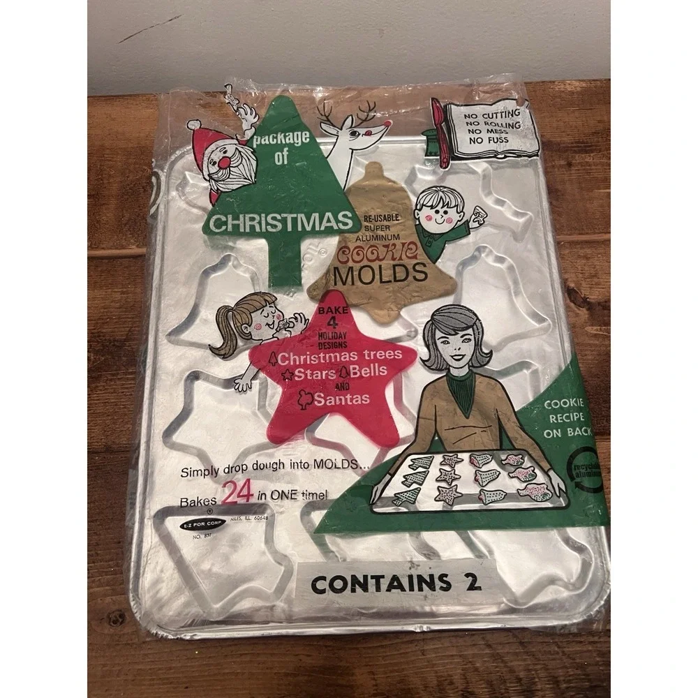 VTG E-Z Foil Super Aluminum Christmas Cookie Molds Pack of 2 NOS NO.851 SANTA